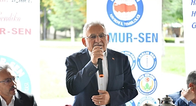 Başkan Büyükkılıç, Memur-Sen Üyeleri ile Bir Araya Geldi