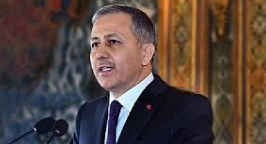 İçişleri Bakanı Yerlikaya, Serhat Akın’a Yaralanma Olayına Karışan Tüm Şüphelilerin Yakalandığını Açıkladı