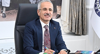 Karadeniz’e Hızlı Tren Müjdesi ve Dev Projeler: Ulaştırma Bakanı Uraloğlu’ndan Açıklamalar