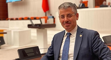 AK Partili Şaban Çopuroğlu’ndan CHP’li Genç’e Eğitim Eleştirisi Uyarısı