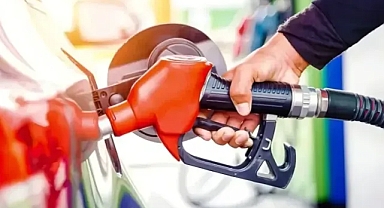 Akaryakıtta tabela değişti: Benzin ve motorin fiyatlarına indirim