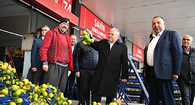 Başkan Büyükkılıç, Haftanın Son İş Gününde Kayseri Hal Esnafıyla Buluştu