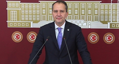 Erbakan: Bizim de ilk 4 maddeyle ilgili sorunumuz yok, ancak 'laiklik' kelimesinin bir izahı yapılmalı