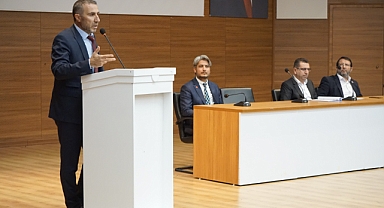 Erdal Altun, İl Divan Toplantısında Filistin, Gazze ve Doğu Türkistan İçin Tek Yürek Olma Çağrısı Yaptı