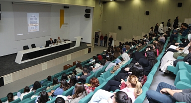 ERÜ’de “Rektör-Öğrenci Buluşması” Devam Ediyor