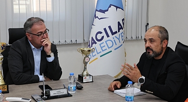 Hacılar Belediye Başkanı Özdoğan, HADAK Heyetini Kabul Etti ve Destek Çağrısında Bulundu