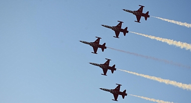 İzmir'de Cumhuriyet'in 101'inci yılı coşkusu