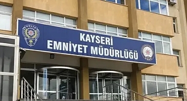 Kaçak Sigara ve Cep Telefonu Operasyonunda 3 Şüpheli Yakalandı