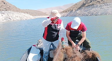 Kayseri'de Baraj Gölünden 550 Metre Hayalet Ağ ve 800 Pinter İmha Edildi
