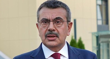 Millî Eğitim Bakanı Yusuf Tekin, Türkiye'nin En Büyük Lise Kampüsünde İncelemelerde Bulundu