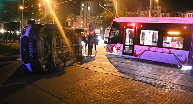 Samsun'da Tramvay ile Ambulans Çarpıştı: 3'ü Sağlık Çalışanı 4 Yaralı