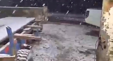 Sivas'ta yüksek kesimlere kar yağdı