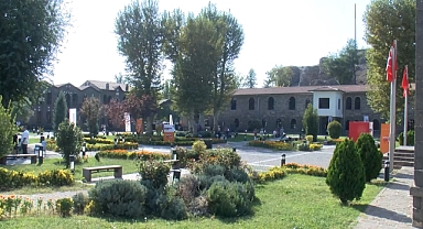 Sur Kültür Yolu Festivali'ne İlk 3 Günde 1 Milyon Ziyaretçi