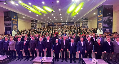 AK Parti Kayseri Milletvekili Şaban Çopuroğlu, Kocasinan İlçe Kongresi’nde Partililerle Buluştu