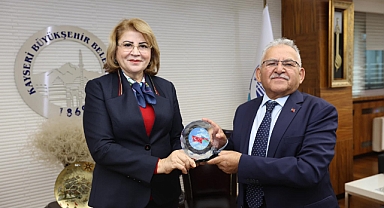 Başkan Büyükkılıç, Azerbaycan Ankara Büyükelçiliği Eğitim Müsteşarı Nesibova'yı Ağırladı