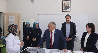 Başkan Büyükkılıç’tan İstihdam Hamlesi: KAYMEK Kursları ile Binlerce Kişiye İş Kapısı Açıldı