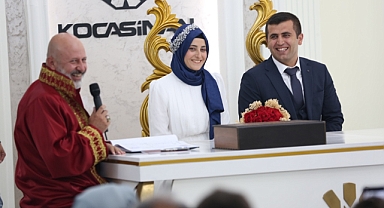Başkan Çolakbayrakdar, Çiftlere Hayatlarının En Güzel 'Evet'ini Modern Bir Salonda Söyleme Fırsatı Sunuyor