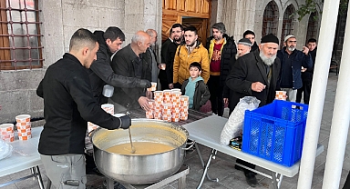 Başkan Özdoğan'dan Katılımcılara Sabah Çorbası İkramı