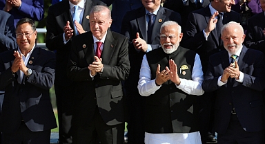 Cumhurbaşkanı Erdoğan, G20 liderleriyle aile fotoğrafı çekimine katıldı