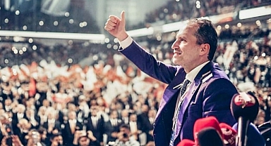 Fatih Erbakan: Türkiye siyasetindeki ortak toplanma alanı artık Yeniden Refah Partisi'dir