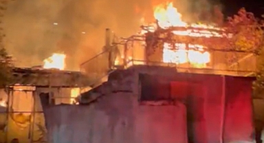 Isparta'da Sobadan Çıkan Yangın Evi Küle Çevirdi: 1 Kişi Yaralandı