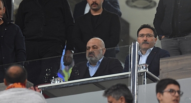 Kayserispor Başkanı Ali Çamlı'ya Maç Sonrası Taraftar Tepkisi