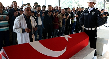 Polis Memuru Erol Koyun, Memleketi Adana’da Gözyaşlarıyla Son Yolculuğuna Uğurlandı