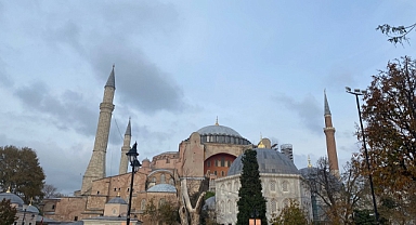 Sultan Abdülmecid’e Sunulan Ayasofya Albümünün Tıpkıbasımı Yapıldı