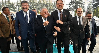 Tarım Bakan Yardımcısı Gizligider’den Başkan Büyükkılıç’a Övgü: 