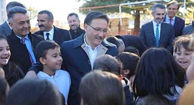 Vali Gökmen Çiçek, Tavlusun Mahallesindeki Tarihi Mekanları İnceledi