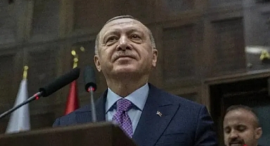 AK Parti'ye Katılım İddiası: 12 Belediye Başkanı ve 4 Milletvekili