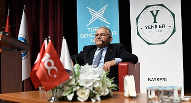 Başkan Büyükkılıç, Gençlerle Tecrübelerini Paylaştı: 