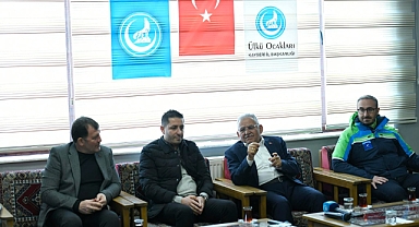 Başkan Büyükkılıç, Ülkü Ocakları Gençleriyle Geleceği Şekillendirdi