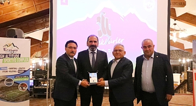 Erciyes Yüksek İrtifa Kamp Merkezi: Sporun ve Futbolun Yeni Zirvesi!