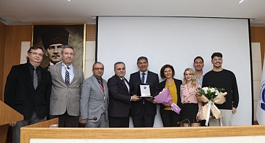 ERÜ Tıp Fakültesi'nde Ahde Vefa: Prof. Dr. Rahmi Kemal Koç’a Emeklilik Töreni