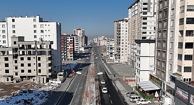 Kayseri Büyükşehir’den 20 Milyon TL’lik Ulaşım Yatırımı: Malazgirt Bulvarı Yenilendi!