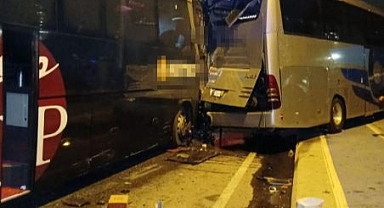 Kayseri'de otomobille yolcu otobüsü çarpıştı: 2 ölü, 1 yaralı