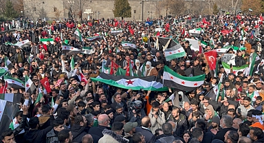 Kayseri'de Suriyelilerden kutlama