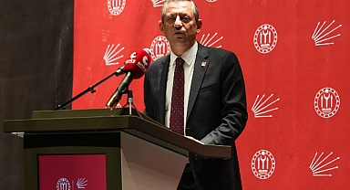 Özgür Özel’den Erken Seçim ve Kadın Hakları Vurgusu: “Eşit Temsil İçin Hedefimiz Yüzde 50”