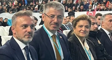 Şaban Çopuroğlu, AK Parti Sakarya İl Kongresi'ne Katıldı: 