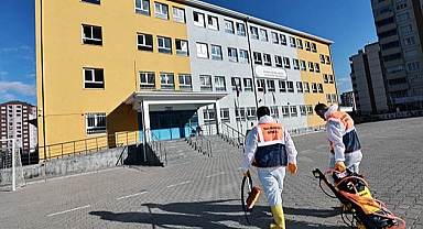 Talas’ta Okullar Hijyen Seferberliğiyle Parlıyor