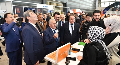 Başkan Büyükkılıç’tan Kayseri Enerji Fuarı’na Ziyaret