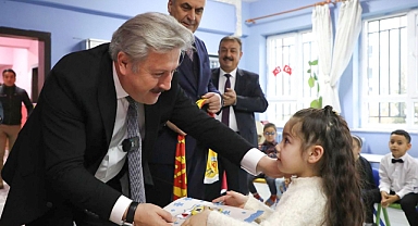 Başkan Palancıoğlu Miniklerin Karne Heyecanına Ortak Oldu