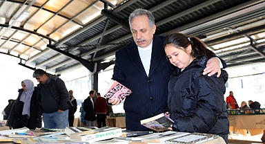 Başkan Yalçın’dan Antika Pazarı’na Ziyaret: 