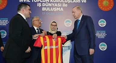 Cumhurbaşkanı Erdoğan’dan Kayserispor’a Destek