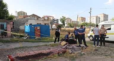 Husumetlisini öldüren sanığa müebbet hapis