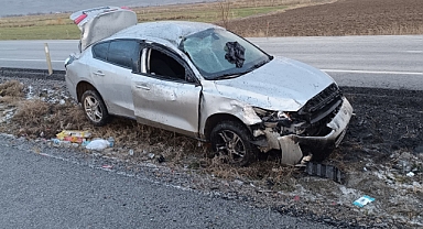 Kayseri'de otomobil refüje düştü: 4 yaralı