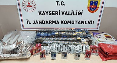 Kayseri'de Yol Kontrolünde Kaçak Ürün Ele Geçirildi