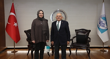 Kayseri’nin Altın Kızı Bergüzar, MIT Yolcusu!