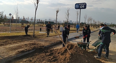 Türkiye’nin En Büyük Millet Bahçesi’nde Bahar Hazırlıkları Başladı